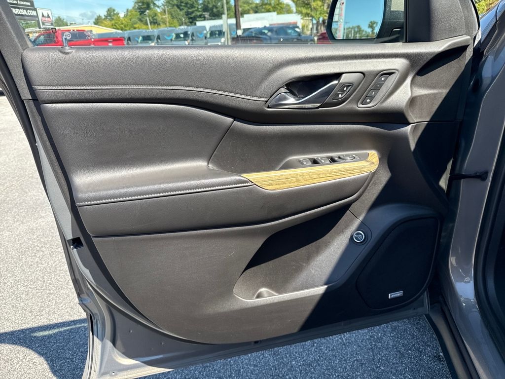 used 2019 GMC Acadia car, priced at $21,400