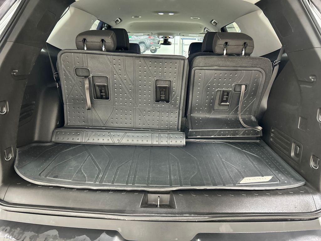 used 2019 Chevrolet Traverse car, priced at $19,998
