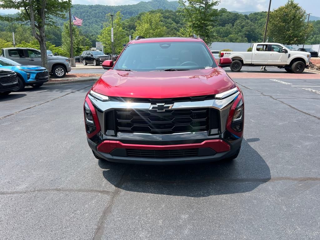 new 2025 Chevrolet Equinox car, priced at $40,370