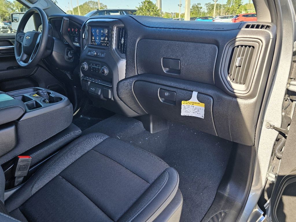 new 2025 Chevrolet Silverado 1500 car, priced at $45,665