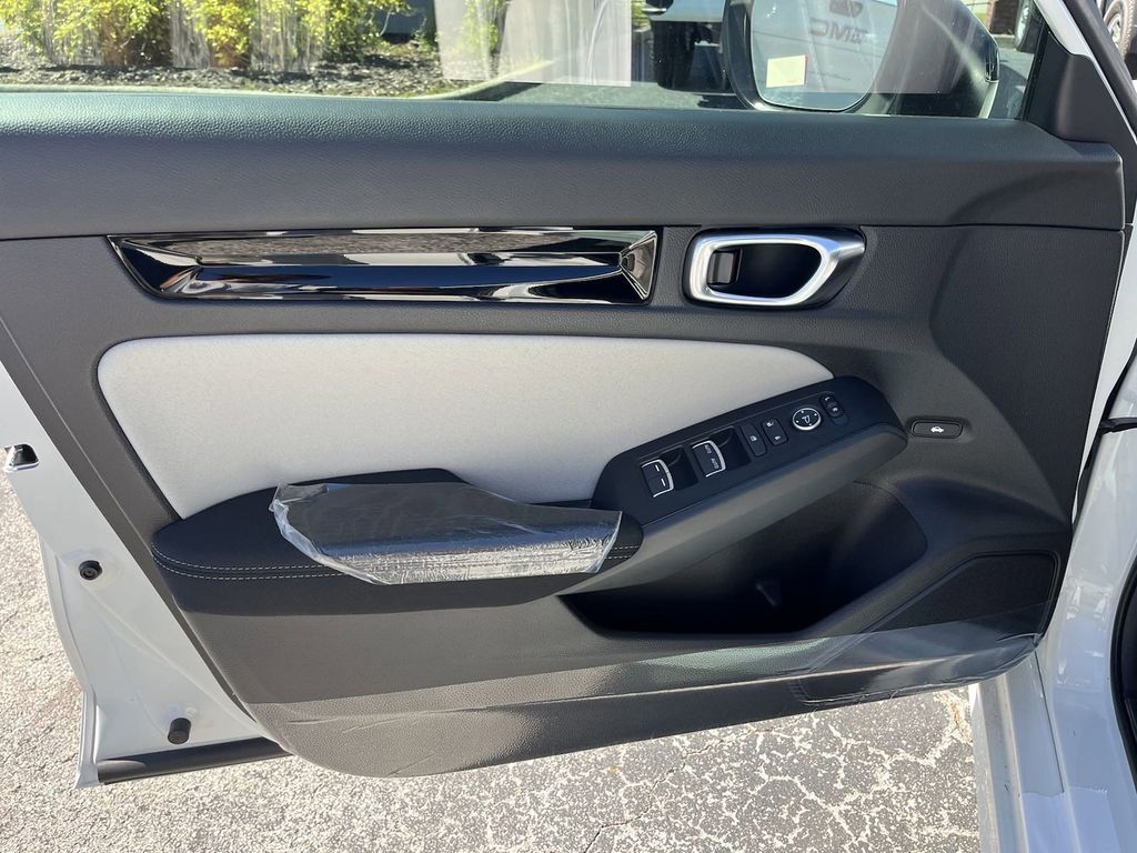 new 2025 Honda Civic Hybrid car, priced at $30,485