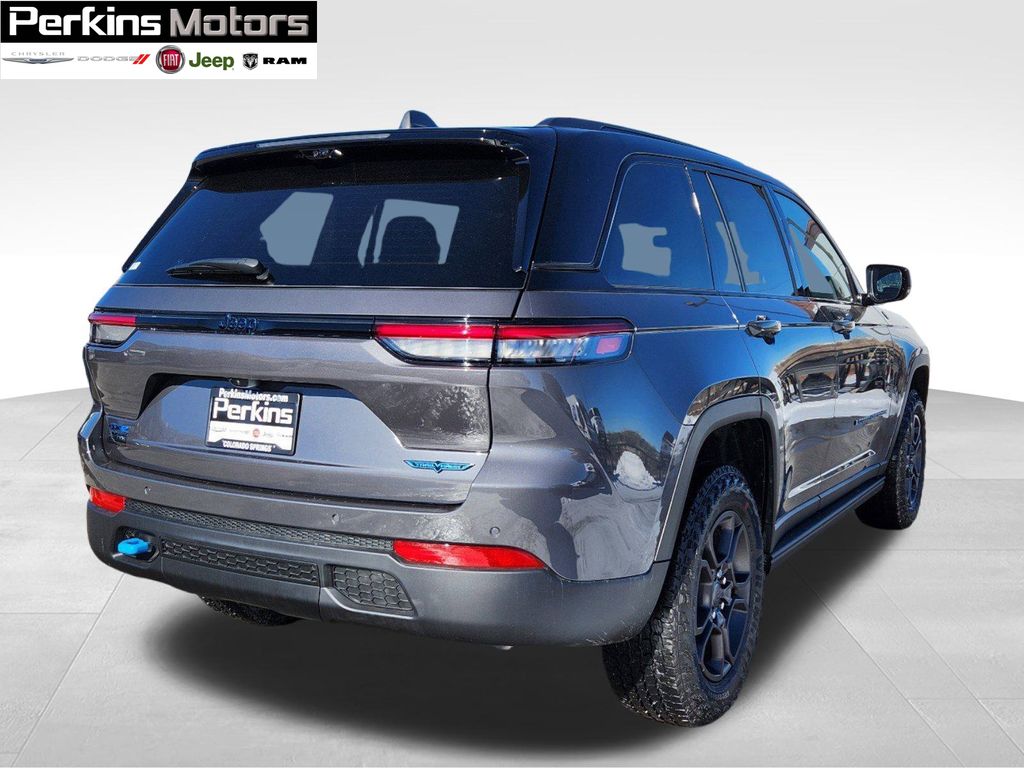 new 2025 Jeep Grand Cherokee car, priced at $65,004