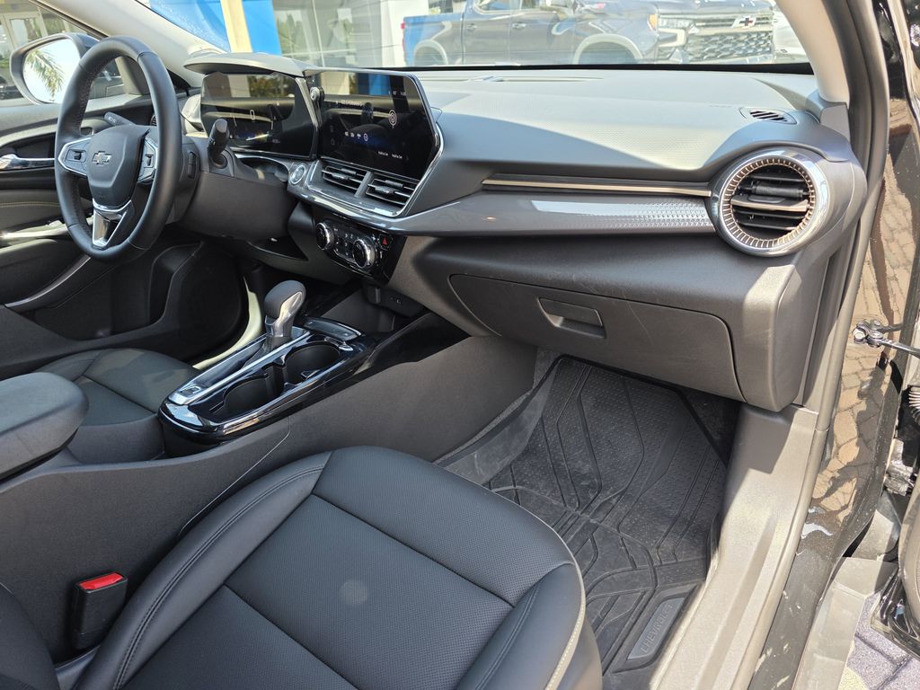 used 2025 Chevrolet Trax car, priced at $23,793