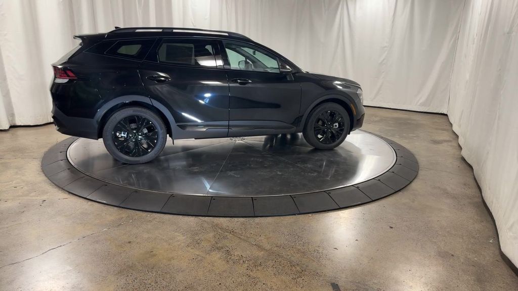 new 2025 Kia Sportage Plug-In Hybrid car, priced at $45,042