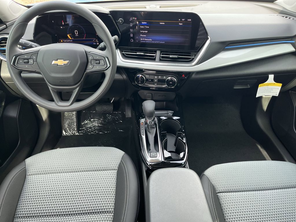 new 2025 Chevrolet Trax car, priced at $23,241