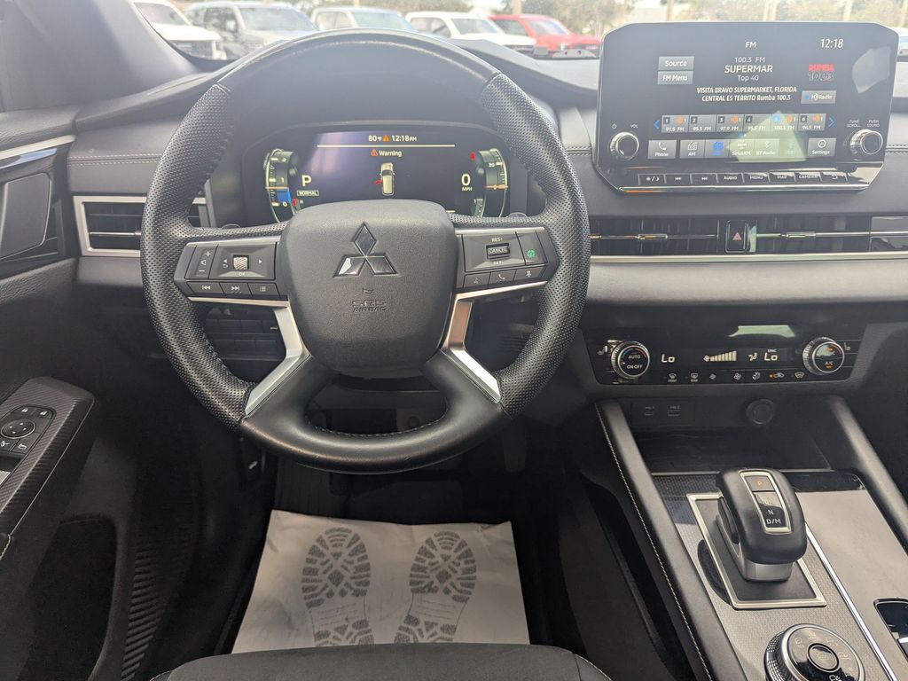 used 2023 Mitsubishi Outlander car, priced at $24,521