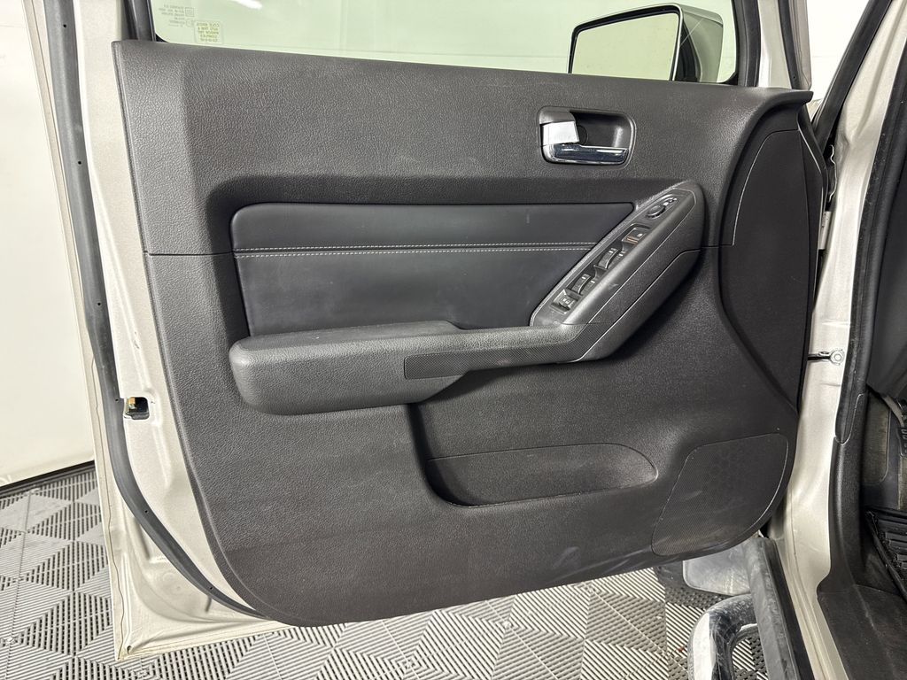 used 2008 Hummer H3 car, priced at $12,995
