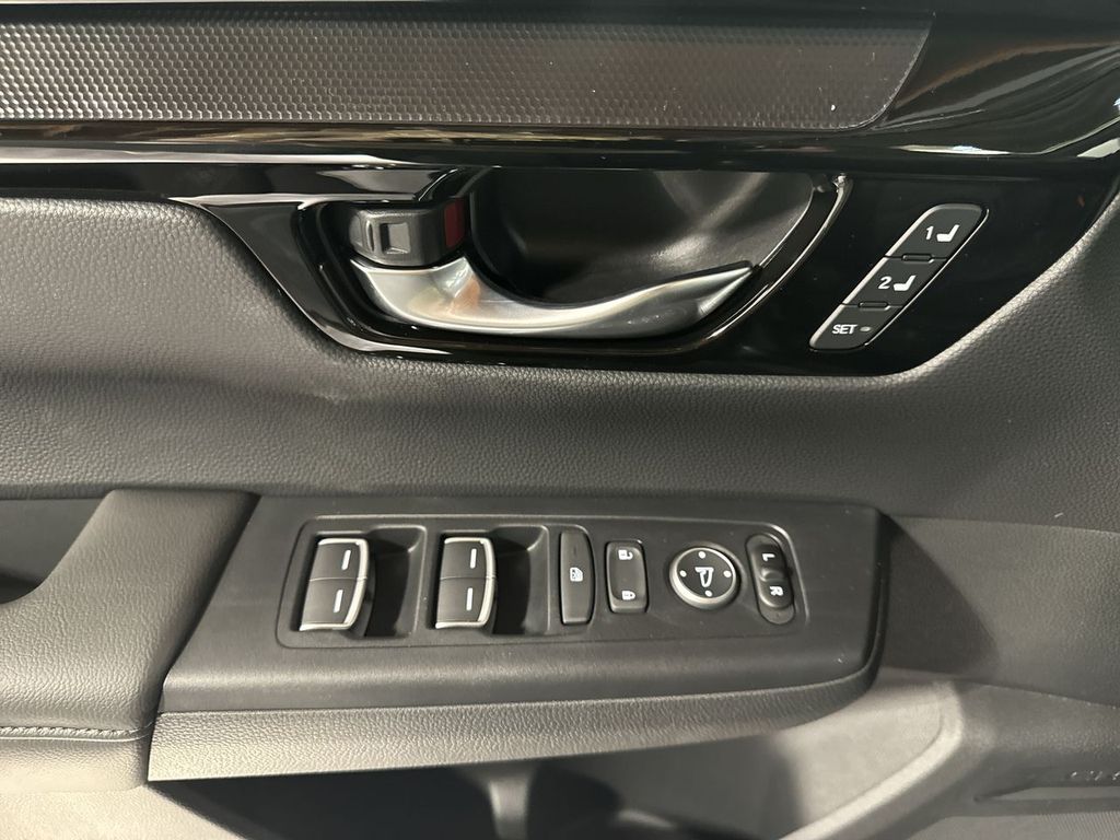 new 2025 Honda CR-V car, priced at $38,350