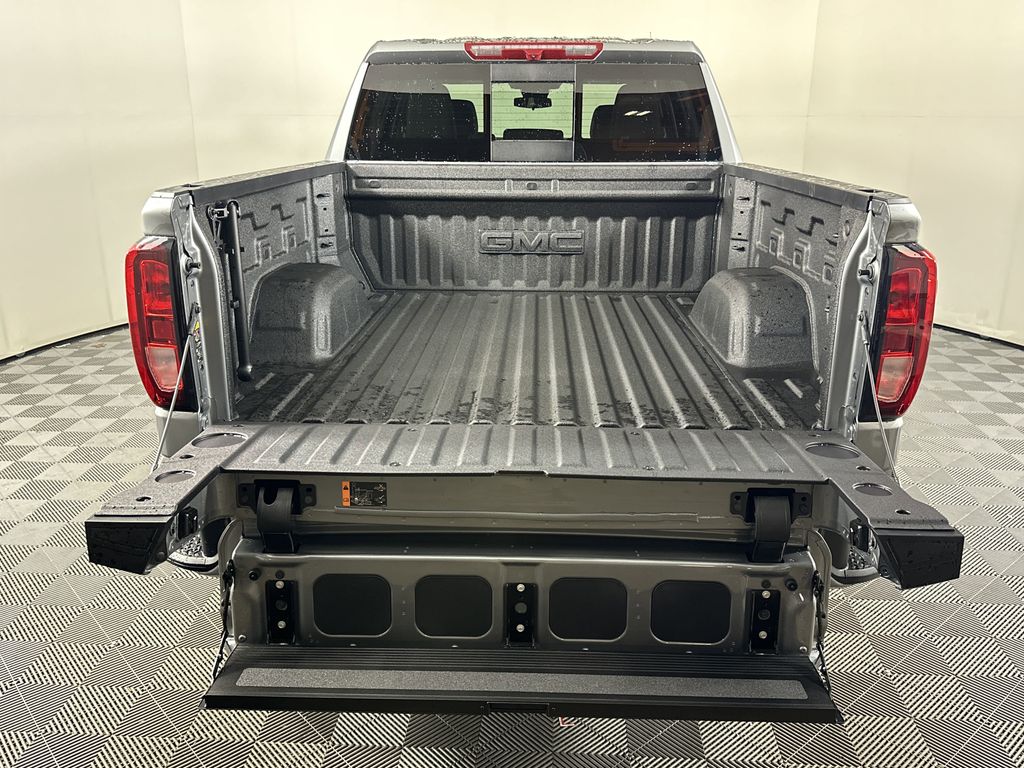 new 2025 GMC Sierra 1500 car, priced at $60,424