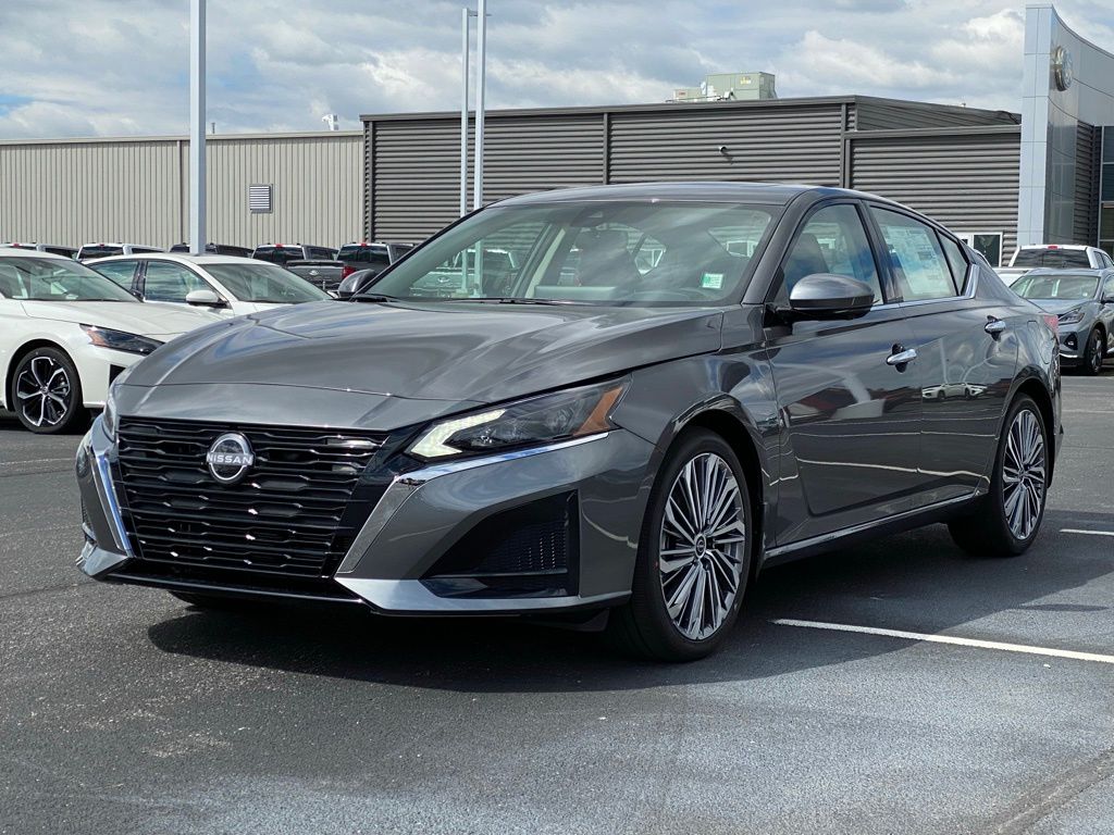 new 2025 Nissan Altima car, priced at $33,636