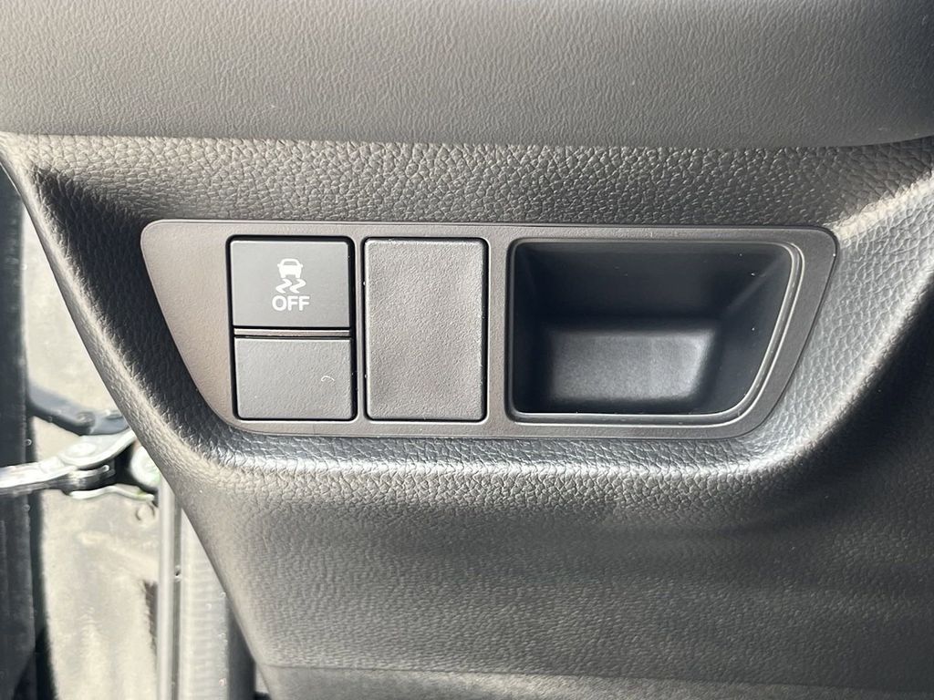 new 2025 Honda HR-V car, priced at $29,179