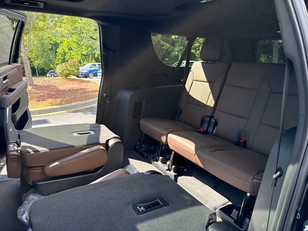 new 2025 Chevrolet Suburban car, priced at $92,180