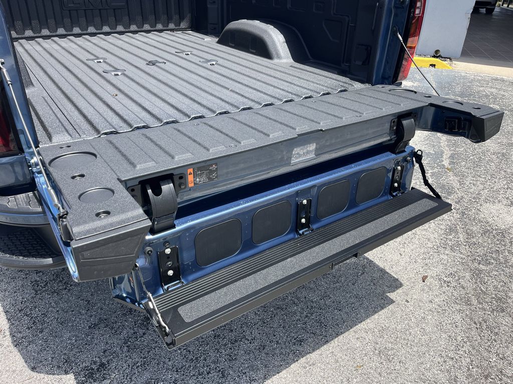 new 2025 GMC Sierra 2500HD car, priced at $88,760