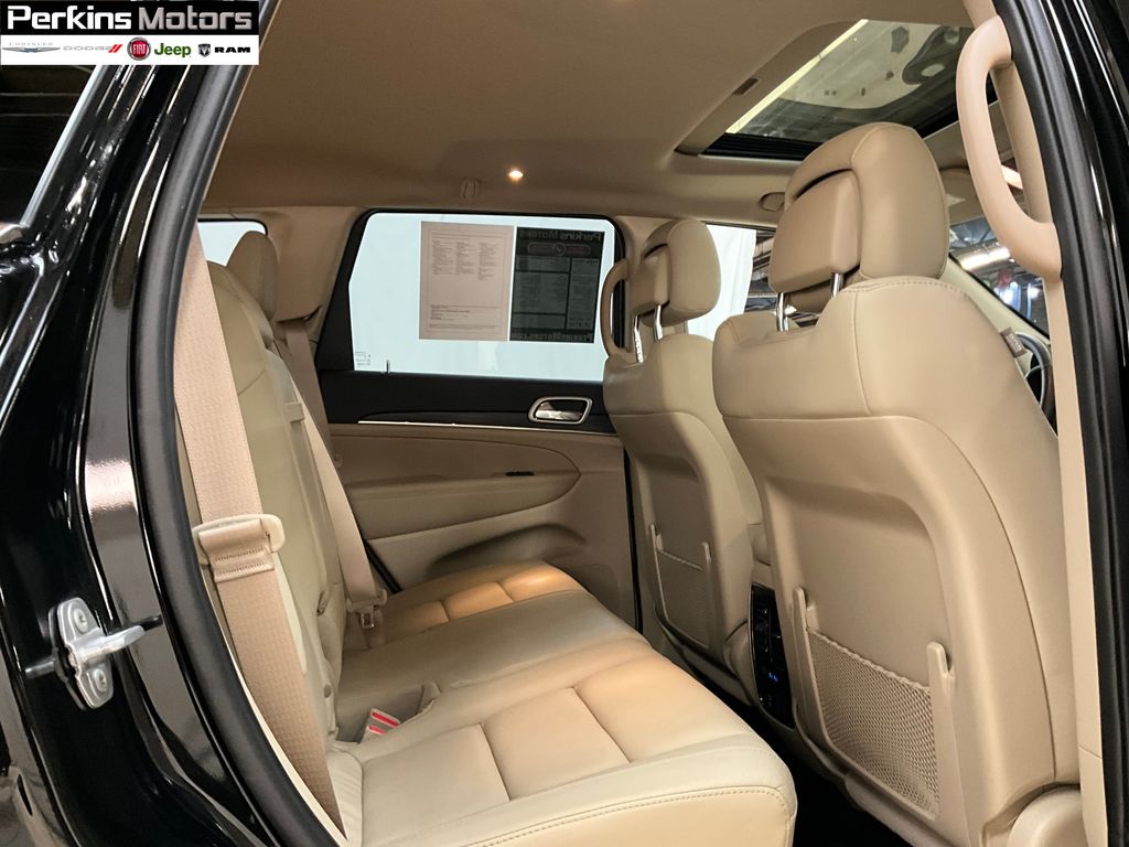 used 2021 Jeep Grand Cherokee car, priced at $33,278