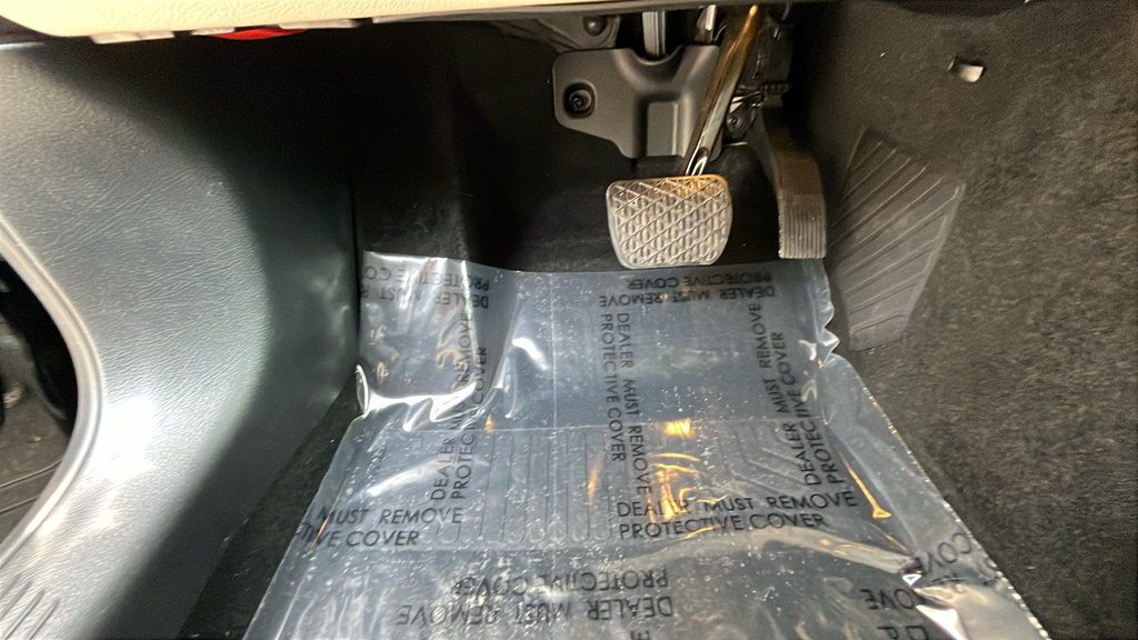 used 2021 Mercedes-Benz GLB car, priced at $30,250