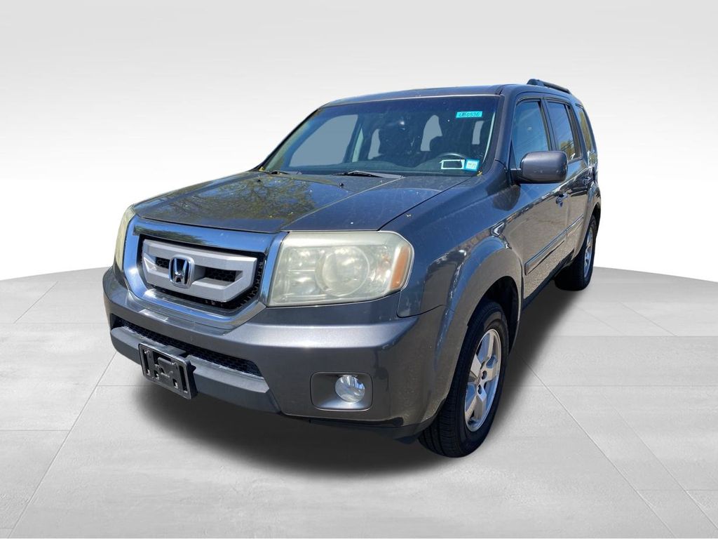 used 2011 Honda Pilot car, priced at $7,022