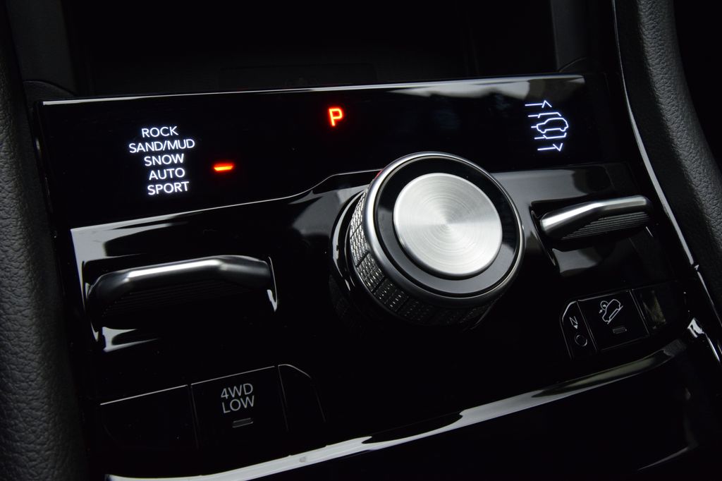 new 2025 Jeep Grand Cherokee car, priced at $55,520