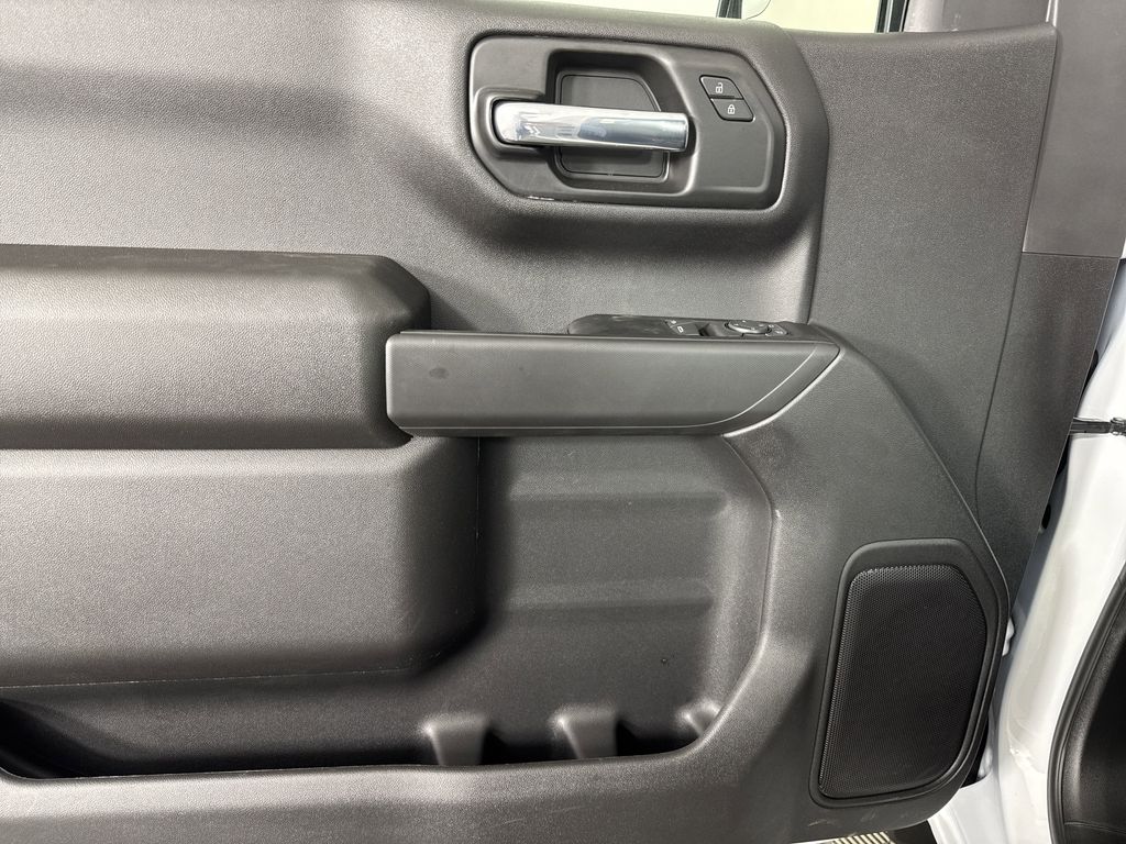 new 2025 GMC Sierra 1500 car, priced at $36,180