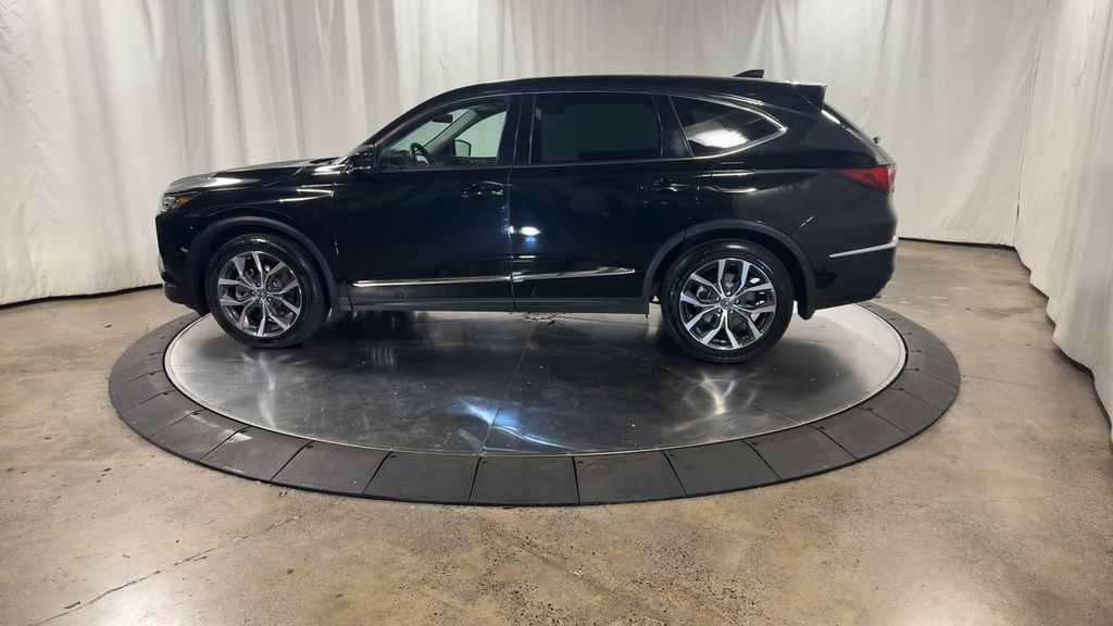 used 2023 Acura MDX car, priced at $46,183