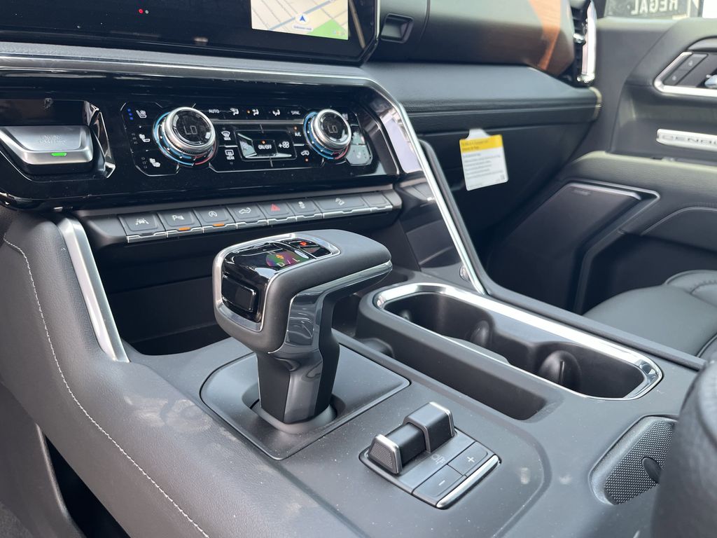 new 2025 GMC Sierra 1500 car, priced at $70,677