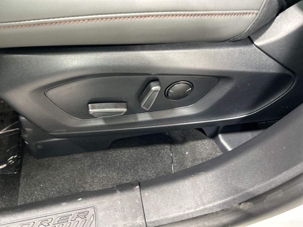 new 2025 Ford Explorer car, priced at $46,547
