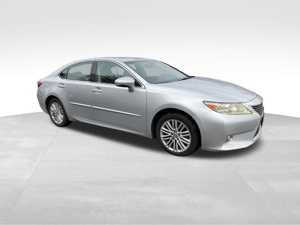 used 2013 Lexus ES car, priced at $11,500