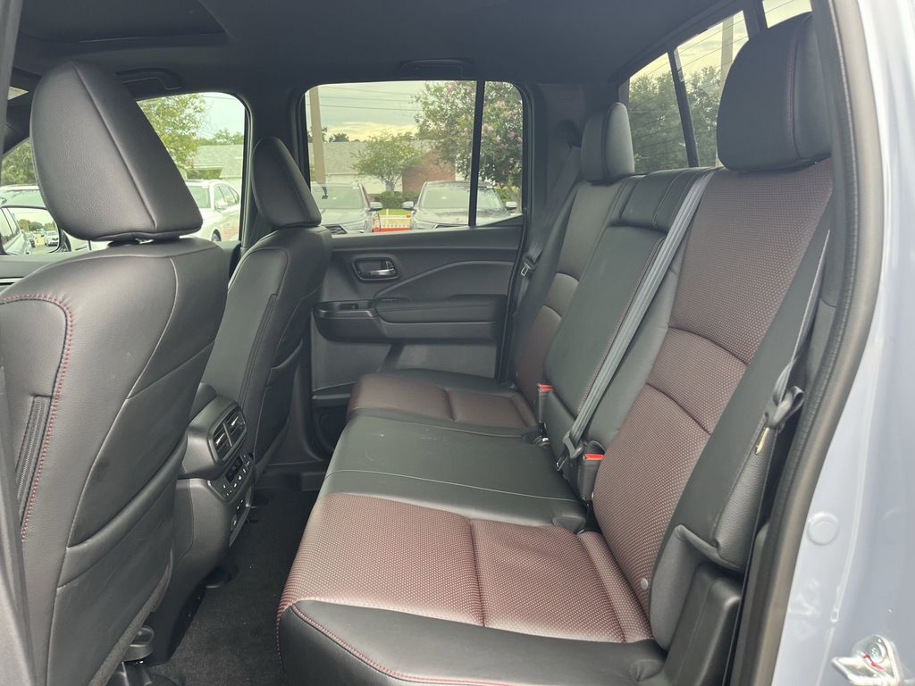 new 2025 Honda Ridgeline car, priced at $44,977