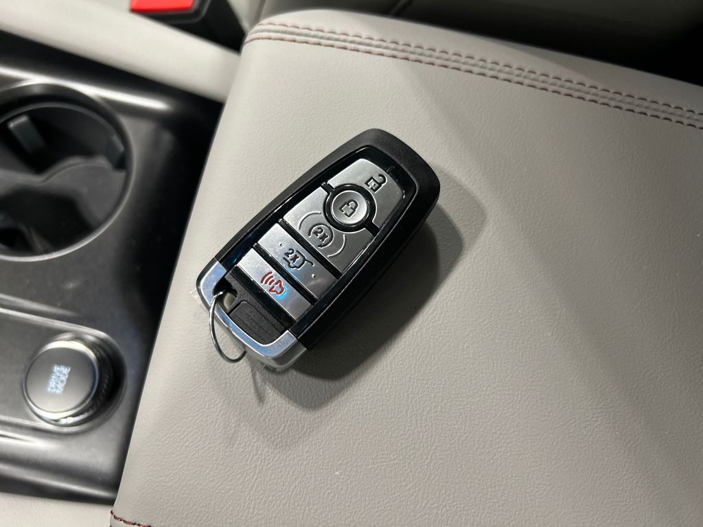new 2025 Ford Explorer car, priced at $45,826
