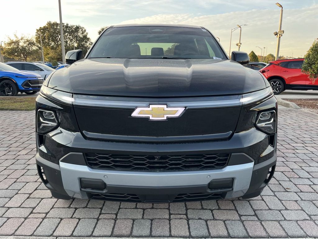 new 2025 Chevrolet Silverado EV car, priced at $75,195