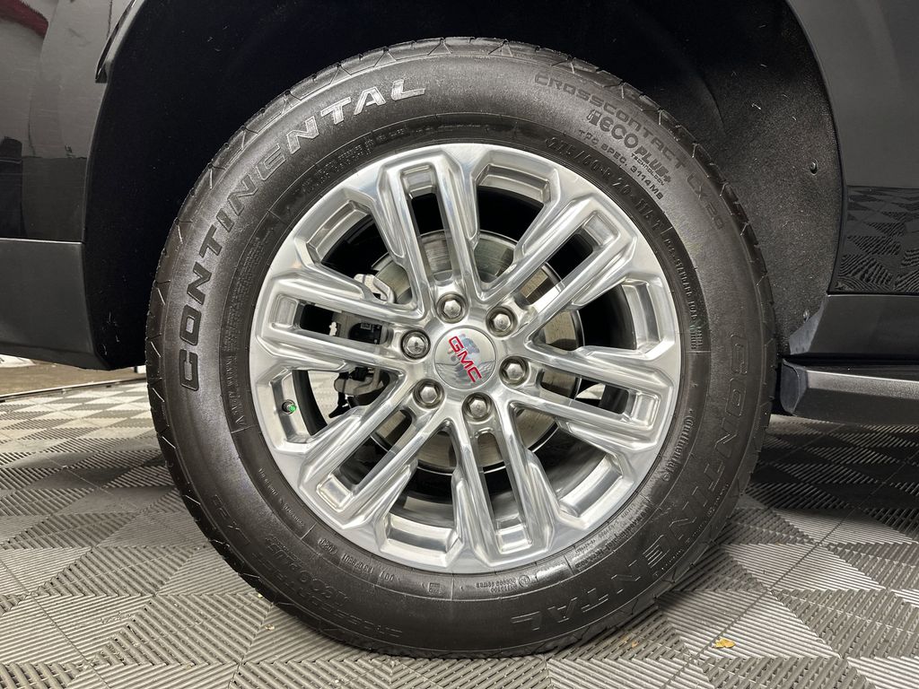 used 2023 GMC Yukon XL car, priced at $63,998