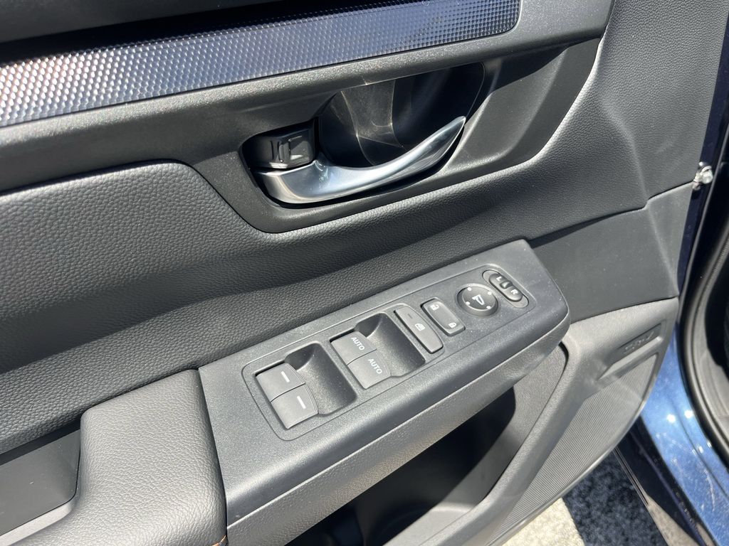 new 2026 Honda CR-V Hybrid car, priced at $35,605