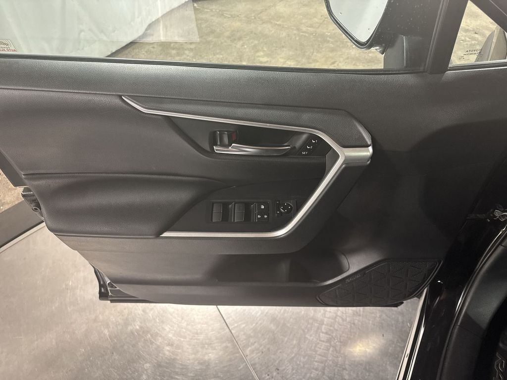 used 2020 Toyota RAV4 car, priced at $26,185
