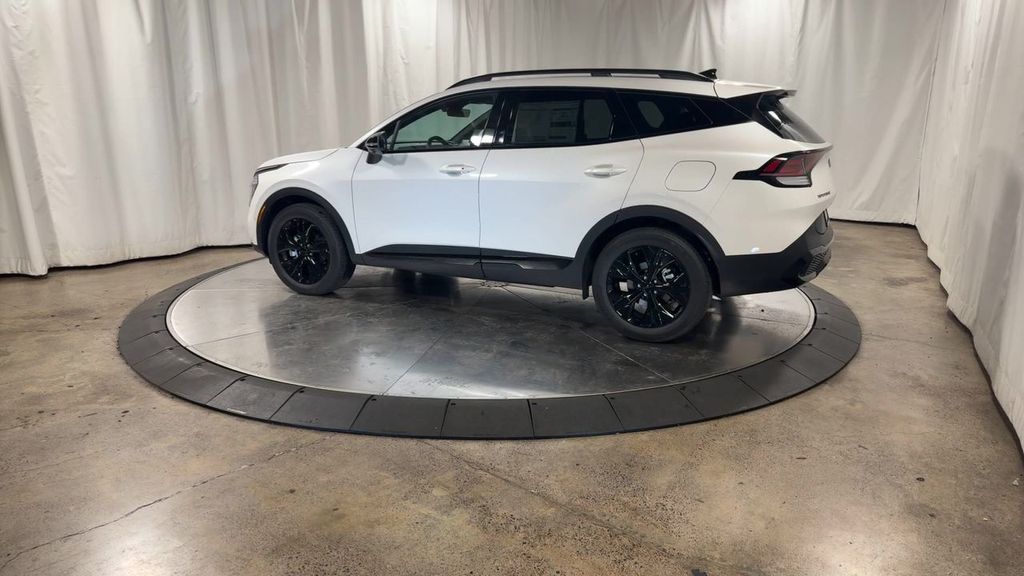 new 2025 Kia Sportage Plug-In Hybrid car, priced at $44,411