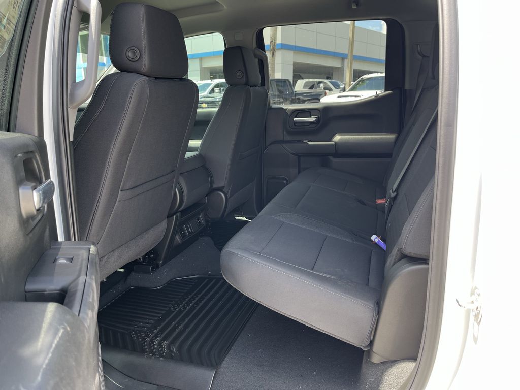 new 2025 Chevrolet Silverado 1500 car, priced at $41,261