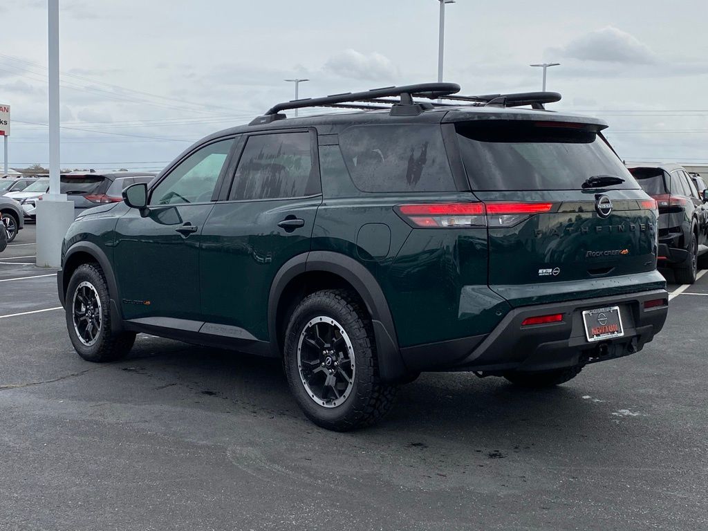 new 2024 Nissan Pathfinder car, priced at $39,405