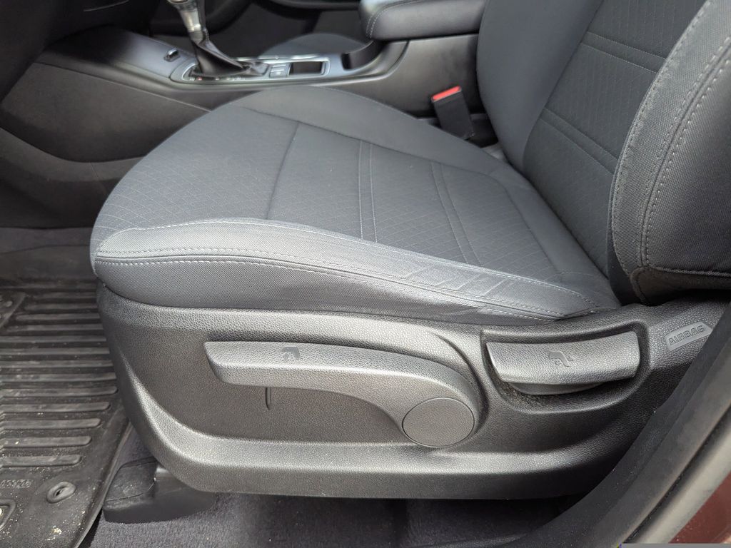 used 2019 Kia Sorento car, priced at $15,274