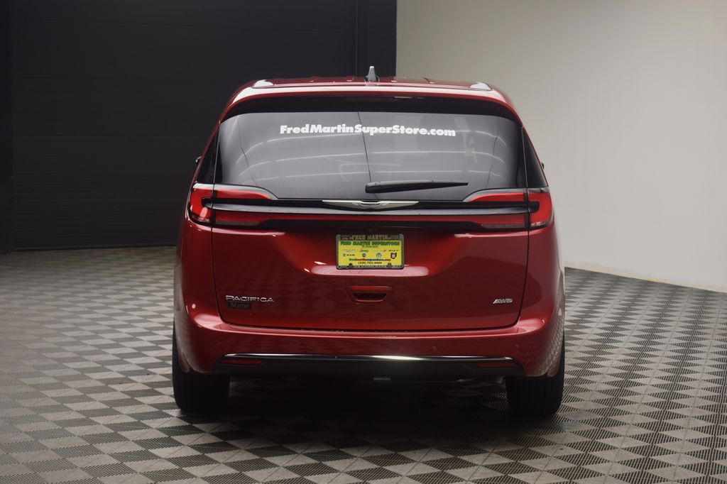 new 2026 Chrysler Pacifica car, priced at $43,561