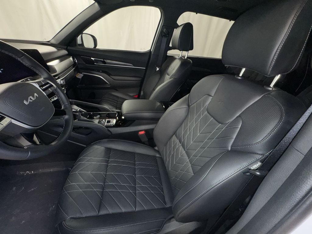 new 2025 Kia Telluride car, priced at $46,656