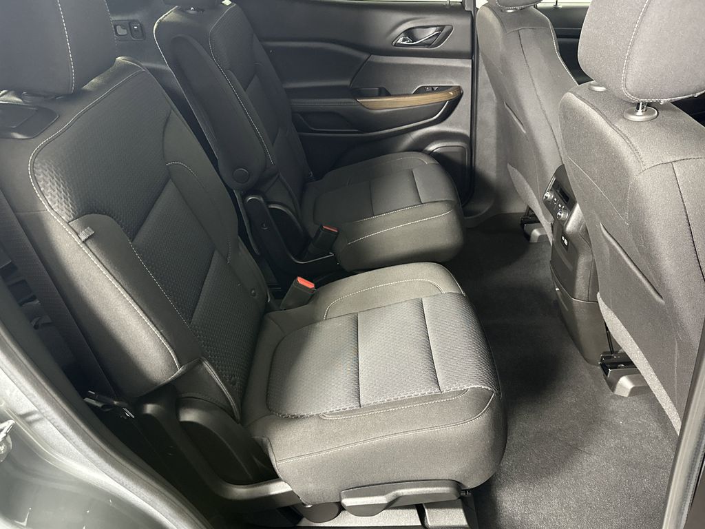 used 2023 GMC Acadia car, priced at $31,922
