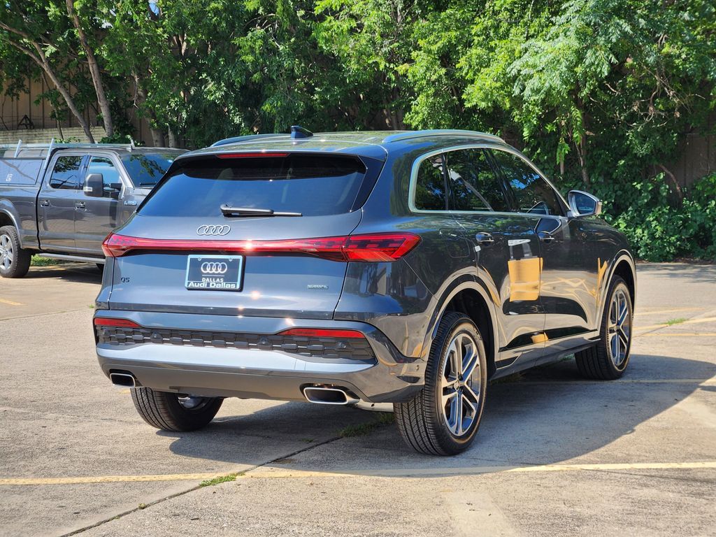 new 2025 Audi Q5 car, priced at $60,175