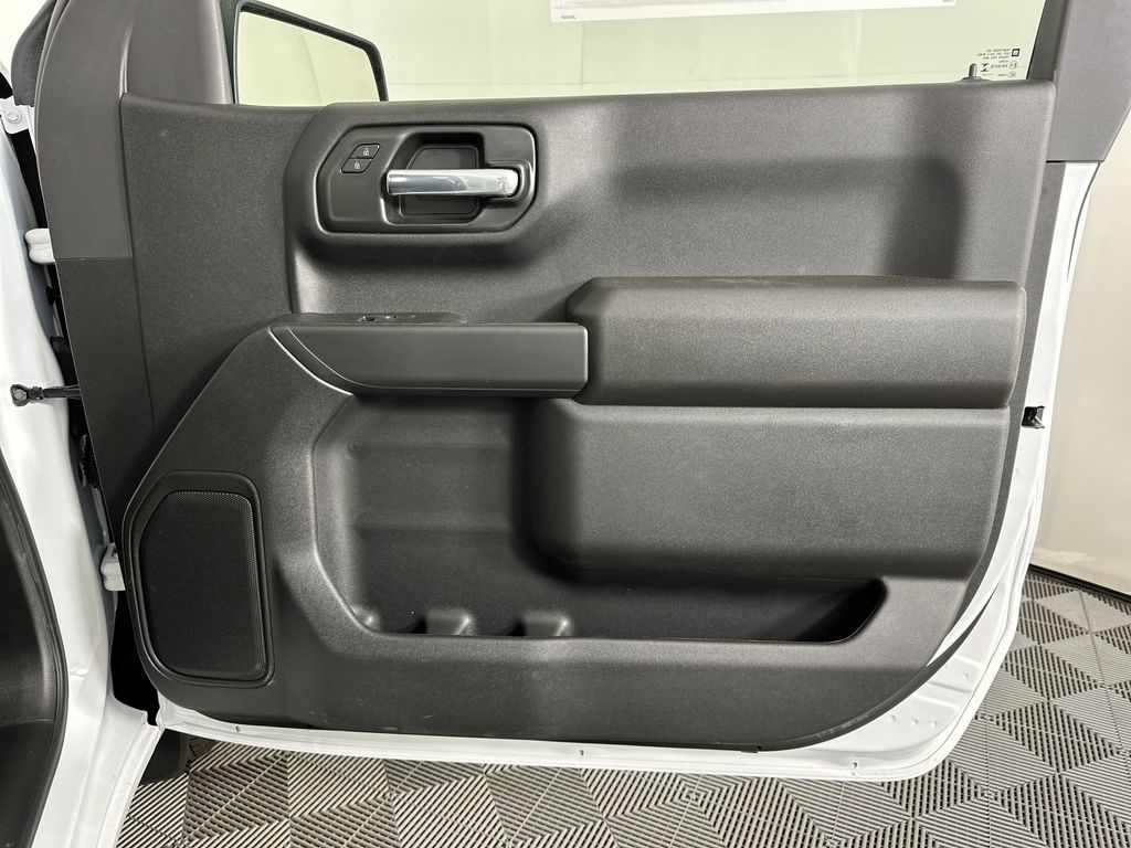 new 2025 GMC Sierra 1500 car, priced at $33,145