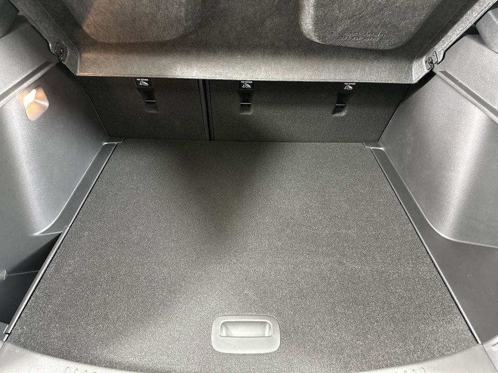 new 2025 Buick Envista car, priced at $29,570