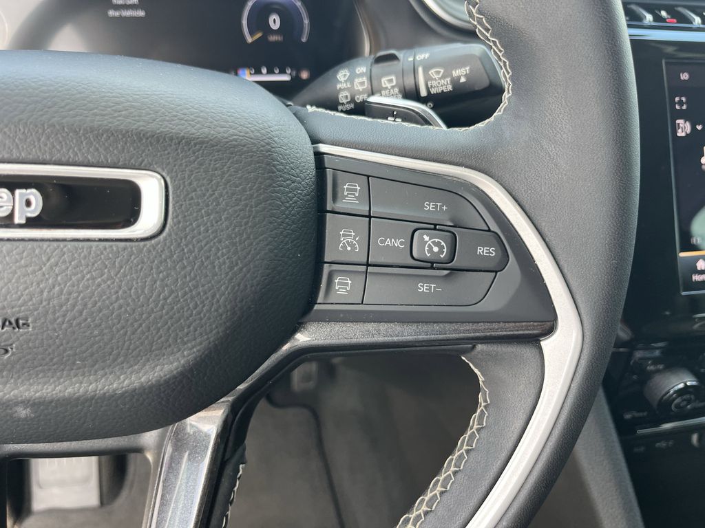 used 2023 Jeep Grand Cherokee L car, priced at $28,795