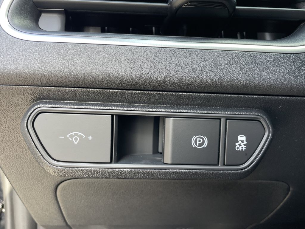 new 2025 Kia K4 car, priced at $23,261