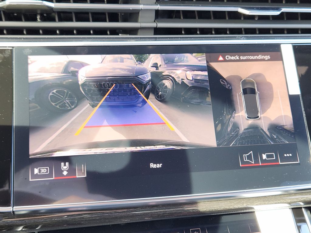 new 2025 Audi Q7 car, priced at $77,450