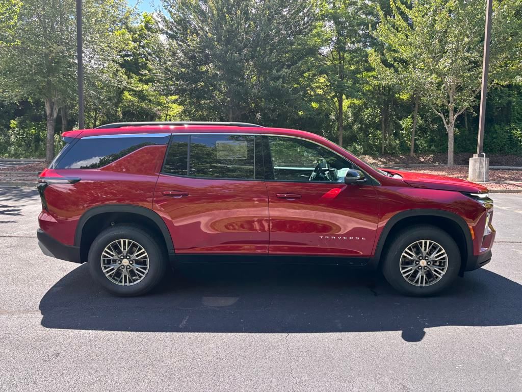 new 2025 Chevrolet Traverse car, priced at $45,190