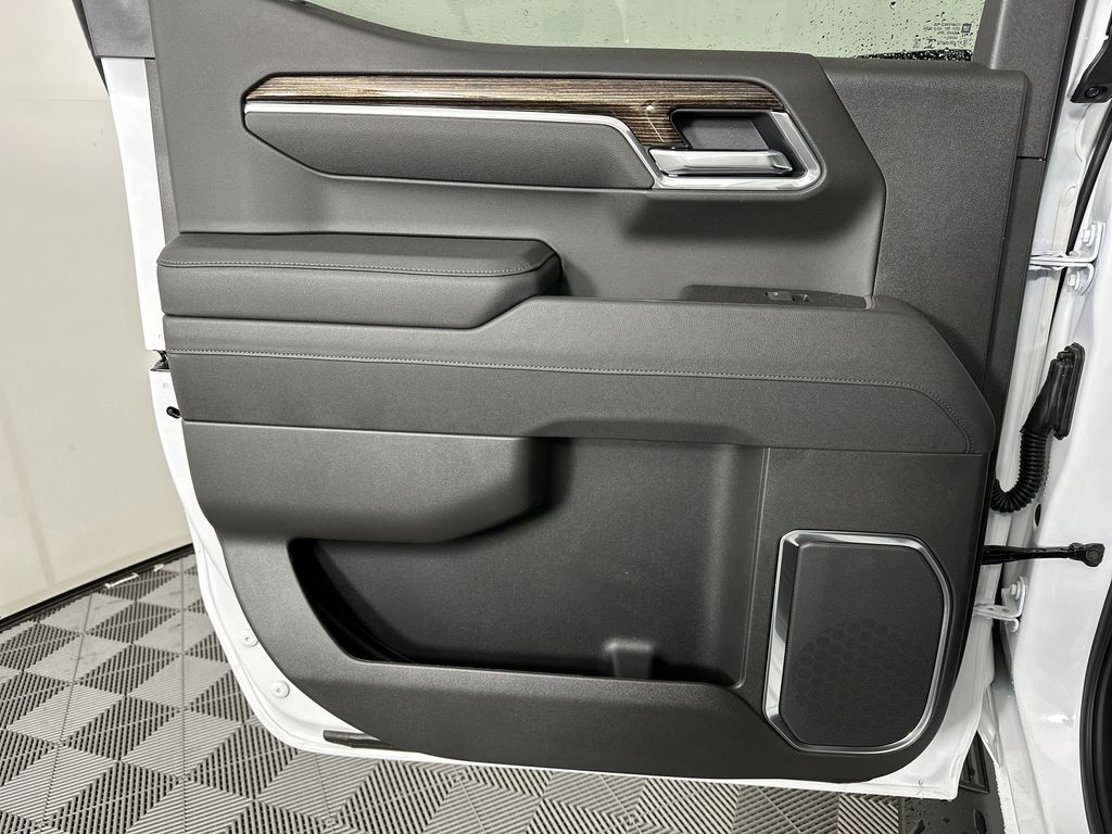 new 2025 GMC Sierra 1500 car, priced at $61,284