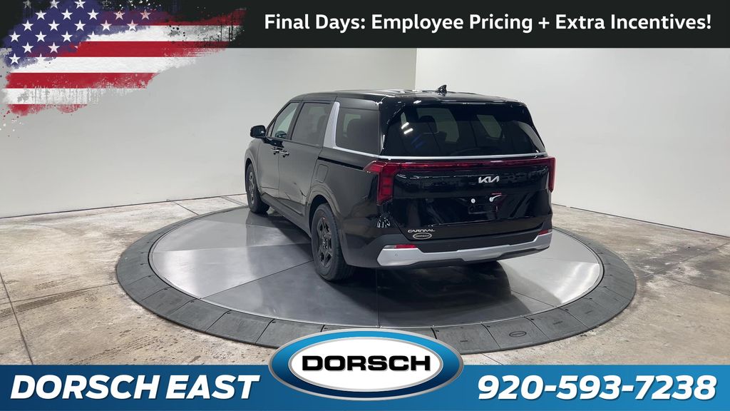 new 2025 Kia Carnival car, priced at $39,215