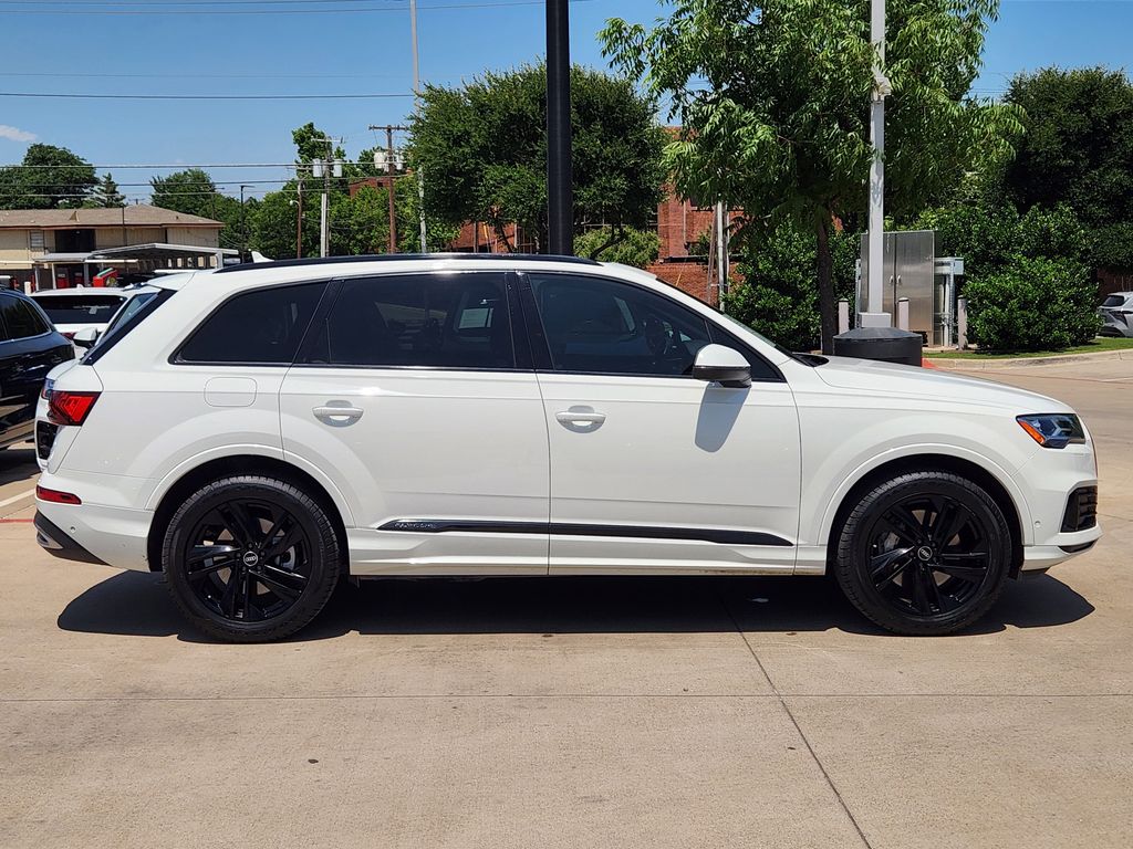 used 2021 Audi Q7 car, priced at $33,902