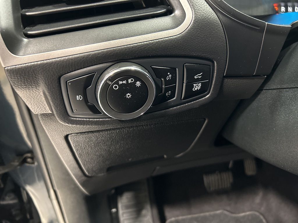 used 2023 Ford Edge car, priced at $28,998